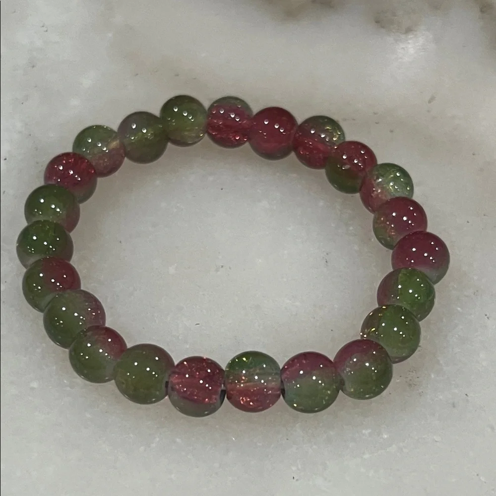 Elegant Green and Red Dyed Quartz Beaded Stretch Bracelet